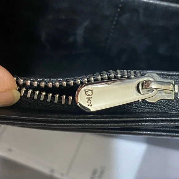 Used - Picture 8 of 12